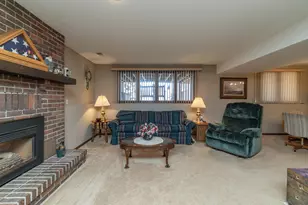 9901 Oakland Ave S, Bloomington, MN 55420 - Photo 33