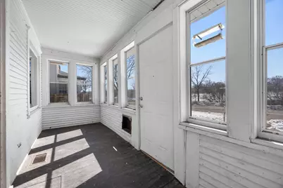 909 Saint Anthony Avenue, Saint Paul, MN 55104 - Photo 7