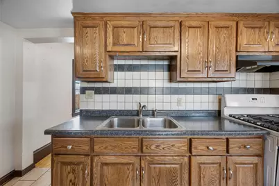 909 Saint Anthony Avenue, Saint Paul, MN 55104 - Photo 25