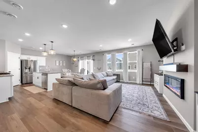 6830 102nd Street S, Cottage Grove, MN 55016 - Photo 3