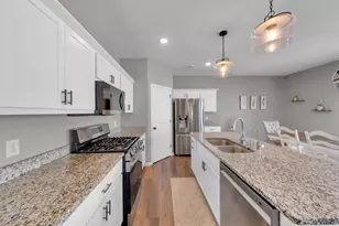 6830 102nd St S, Cottage Grove, MN 55016 - Photo 5