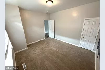 886 Johnson Parkway, Saint Paul, MN 55106 - Photo 9