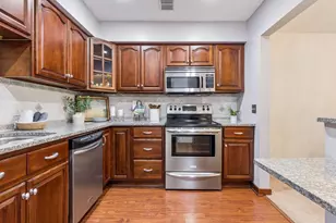 7361 W Franklin Ave, Saint Louis Park, MN 55426 - Photo 13