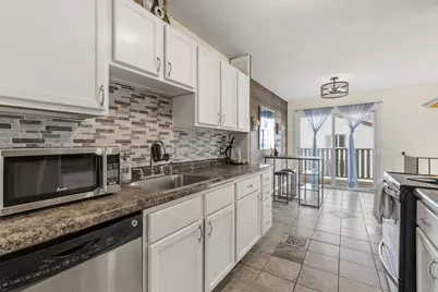 4874 Grenwich Trail N, Oakdale, MN 55128 - Photo 11