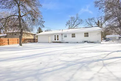 809 Oak Ridge Point NE, Blaine, MN 55434 - Photo 31