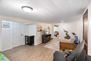 2559 Herschel St, Roseville, MN 55113 - Photo 41