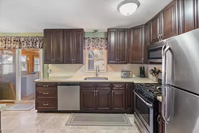 2559 Herschel Street, Roseville, MN 55113 - Photo 7