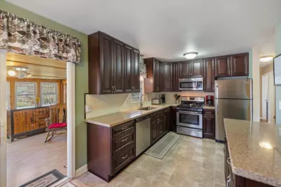 2559 Herschel Street, Roseville, MN 55113 - Photo 9