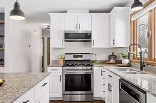 15505 6th Ave N, Plymouth, MN 55447 - Photo 13