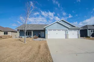 1106 6th Ave NE, Dilworth, MN 56529 - Photo 1