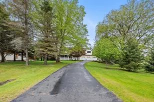 31789 Lakeway Dr NE, Cambridge, MN 55008 - Photo 3