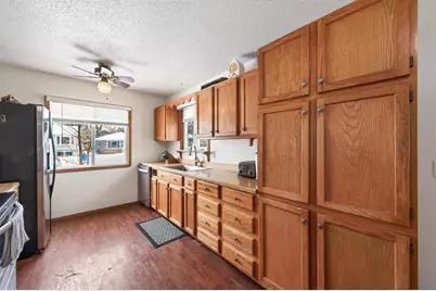 2354 Burke Avenue E, North Saint Paul, MN 55109 - Photo 7