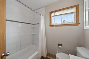 2354 Burke Ave E, North Saint Paul, MN 55109 - Photo 15