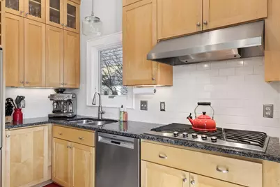 2623 Irving Avenue S, Minneapolis, MN 55408 - Photo 41