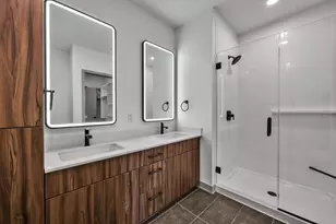 640 Wisconsin Ave N, Golden Valley, MN 55427 - Photo 5