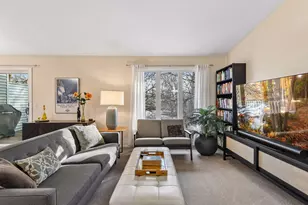 6356 Red Fox Ln, Edina, MN 55436 - Photo 13