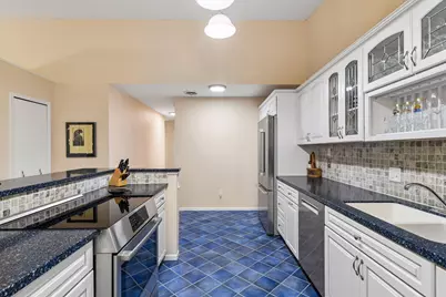 6356 Red Fox Lane, Edina, MN 55436 - Photo 7