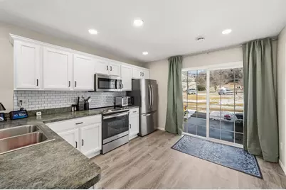 1890 Fisher Way #C, River Falls, WI 54022 - Photo 5