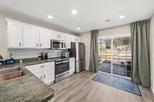 1890 Fisher Way, River Falls, WI 54022 - Photo 5