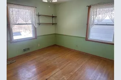 5800 W 25 1/2 Street, Saint Louis Park, MN 55416 - Photo 7