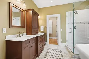 641 Goodrich Ave, Saint Paul, MN 55105 - Photo 29