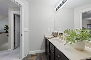 468 Heartland Ct, Chanhassen, MN 55317 - Photo 21