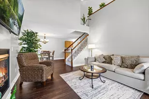 468 Heartland Ct, Chanhassen, MN 55317 - Photo 3