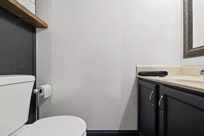 468 Heartland Court, Chanhassen, MN 55317 - Photo 25