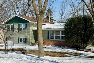 501 Veda Dr, Redwood Falls, MN 56283 - Photo 1