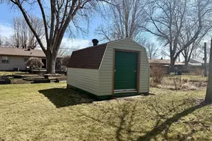 501 Veda Dr, Redwood Falls, MN 56283 - Photo 3