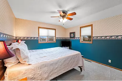 805 Hengen Street, Fairmont, MN 56031 - Photo 41