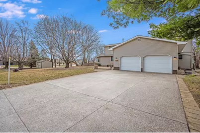 805 Hengen Street, Fairmont, MN 56031 - Photo 7