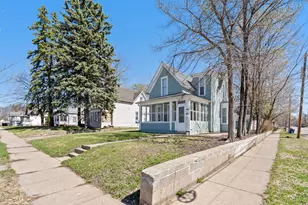 936 Duchess St, Saint Paul, MN 55106 - Photo 3