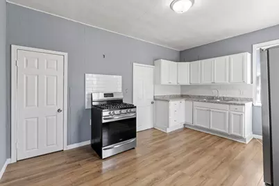 936 Duchess Street, Saint Paul, MN 55106 - Photo 11