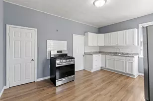 936 Duchess St, Saint Paul, MN 55106 - Photo 11