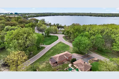 2420 Lancaster Lane N, Plymouth, MN 55441 - Photo 57
