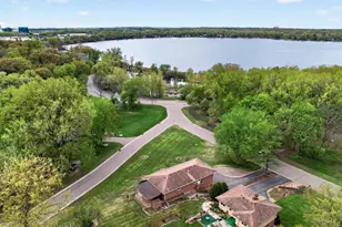 2420 Lancaster Ln N, Plymouth, MN 55441 - Photo 57