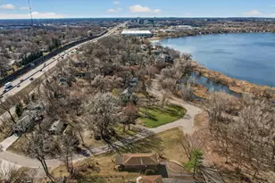 2420 Lancaster Ln N, Plymouth, MN 55441 - Photo 61