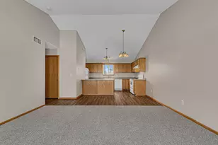 206 Appaloosa Ct, Braham, MN 55006 - Photo 9