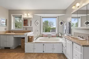 321 Deerfoot Trail, Chanhassen, MN 55317 - Photo 31