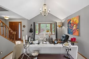 321 Deerfoot Trail, Chanhassen, MN 55317 - Photo 13