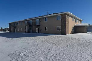 601 7th Street SW, Roseau, MN 56751 - Photo 1