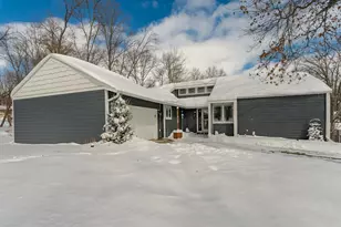 816 Hickory Ln, Mantorville, MN 55955 - Photo 1