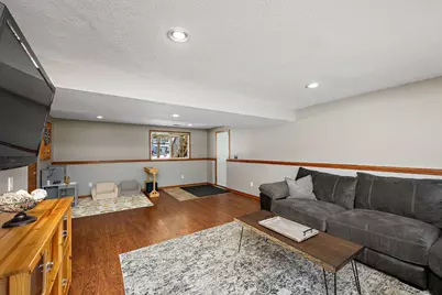 1061 Hillcrest Drive, Woodbury, MN 55125 - Photo 21