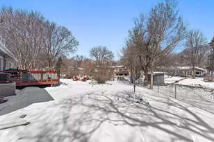 5600 Lindsay St, Golden Valley, MN 55422 - Photo 7