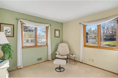 200 W 107th Street, Bloomington, MN 55420 - Photo 15