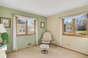 200 W 107th St, Bloomington, MN 55420 - Photo 15