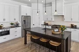 17912 Greenwich Wy, Lakeville, MN 55044 - Photo 13