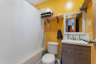 2424 W 2nd St, Duluth, MN 55806 - Photo 9