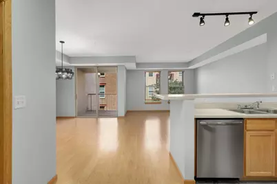 580 N 2nd Street #301, Minneapolis, MN 55401 - Photo 5